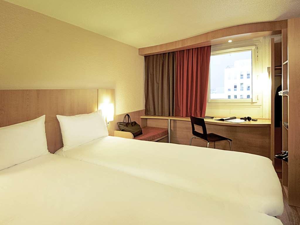 Ibis Saint Quentin Basilique Hotel Szoba fotó